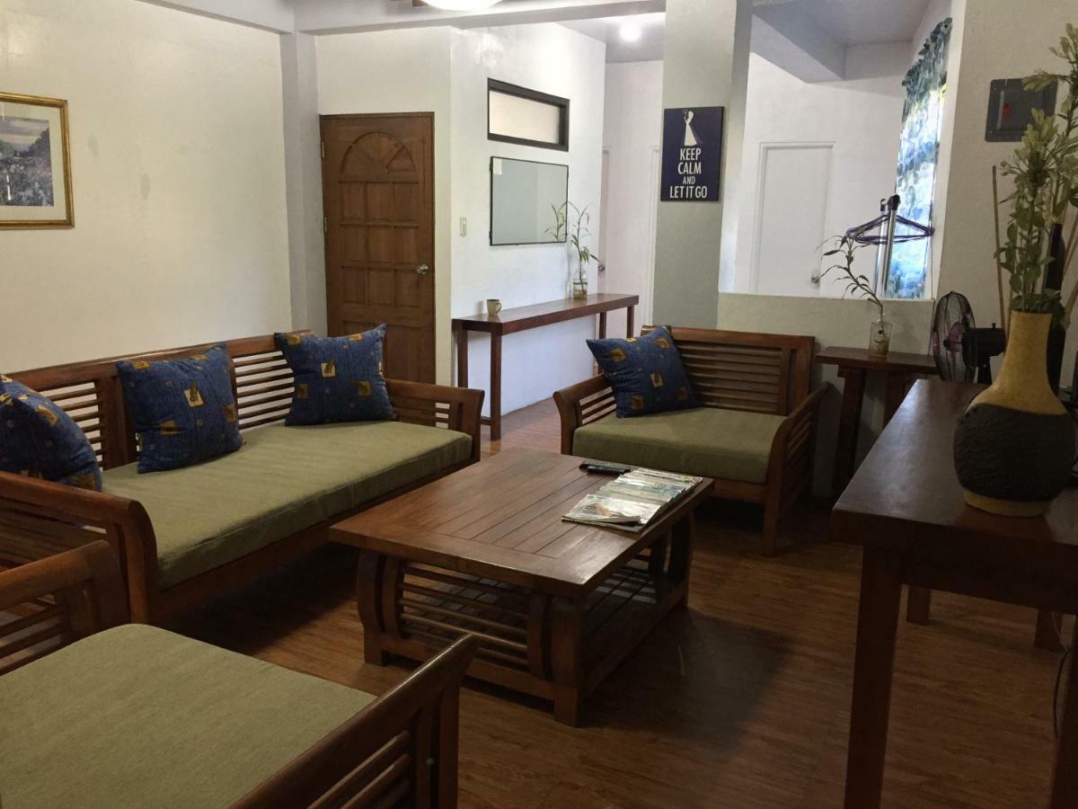 2024 Baguio Apartments 2 Baguio City ภายนอก รูปภาพ